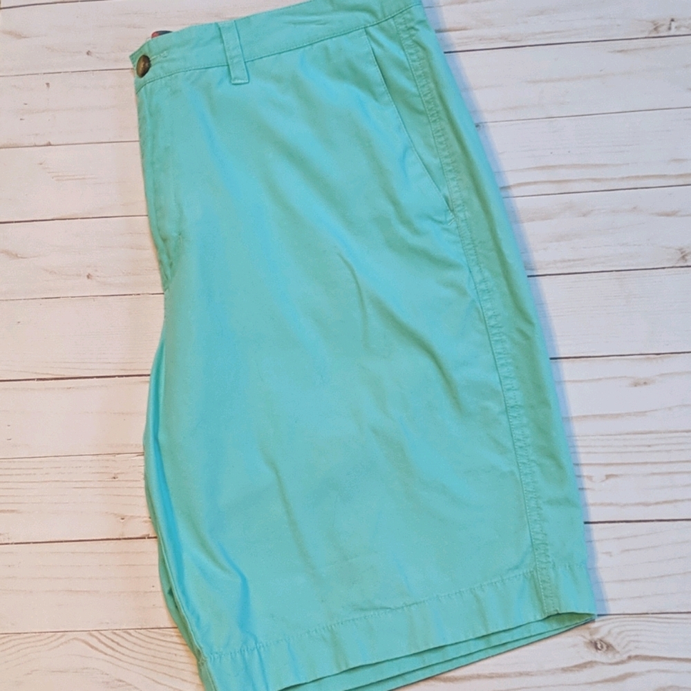 Chaps, flat front shorts SZ 34